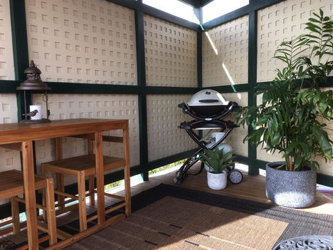 Wine And Roses Bed And Breakfast - Accommodation in Bendigo 37