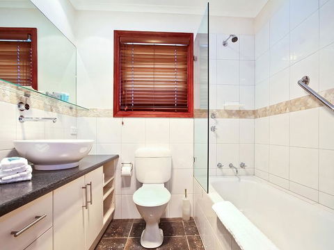 Wine And Roses Bed And Breakfast - Accommodation in Bendigo 1
