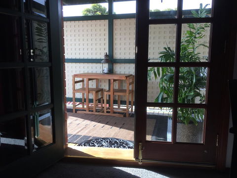 Wine And Roses Bed And Breakfast - Accommodation in Bendigo 34