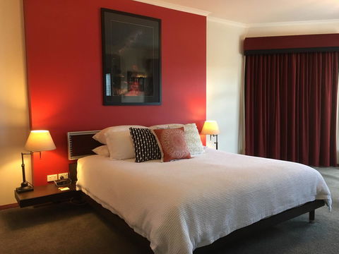 Wine And Roses Bed And Breakfast - Accommodation in Bendigo 28
