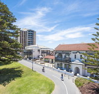Seawall Apartments - Accommodation in Bendigo
