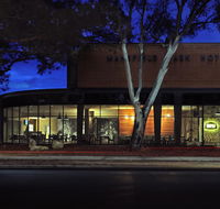 Mansfield Park Hotel - Accommodation in Bendigo