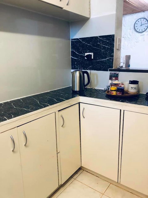 Aussie Opal Diggers Outback Retreat-Undergound - Accommodation in Bendigo 4