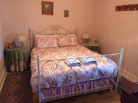 Lavender Cottage B&B - Accommodation in Bendigo 1