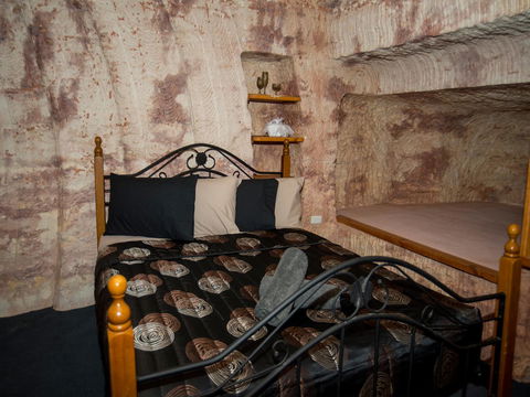 Ali\'s Underground Studio - Accommodation in Bendigo 8