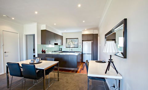 Adelaide DressCircle Apartments - Archer Street - Accommodation in Bendigo 9