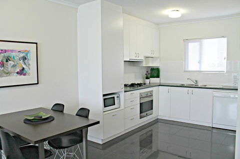 Adelaide DressCircle Apartments - Archer Street - Accommodation in Bendigo 10