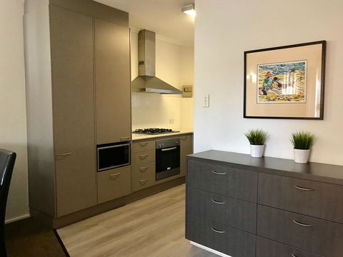 Adelaide DressCircle Apartments - Archer Street - Accommodation in Bendigo 1