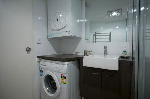 Adelaide DressCircle Apartments - Archer Street - Accommodation in Bendigo 16