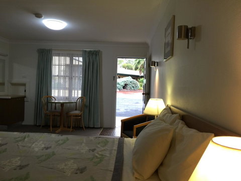 Ten Dollar Town Motel - Accommodation in Bendigo 29
