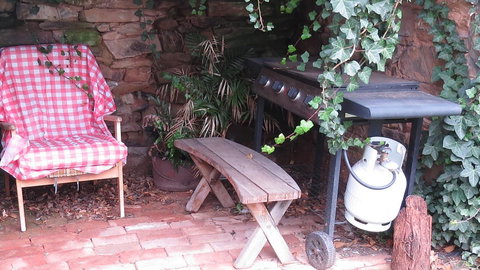 The Pig And Whistle - Accommodation in Bendigo 2