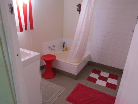 The Pig And Whistle - Accommodation in Bendigo 11