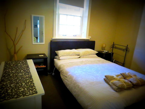 The Pig And Whistle - Accommodation in Bendigo 10