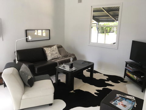 Hilltop Too - Accommodation in Bendigo 17