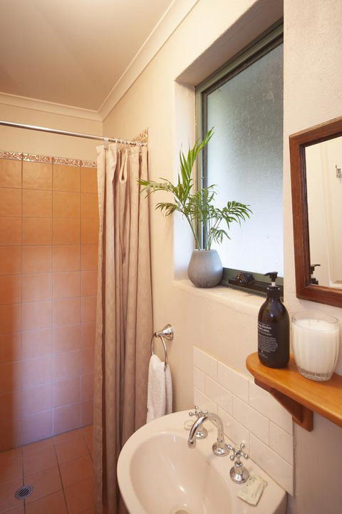 Angaston Saleyards Luxury Accommodation - Accommodation in Bendigo 10