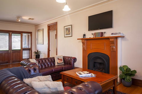Angaston Saleyards Luxury Accommodation - Accommodation in Bendigo 24