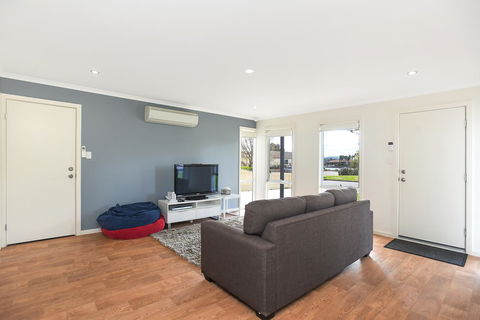 'Hope House' - Encounter Bay - Accommodation in Bendigo 11