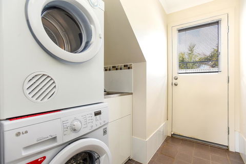 'Hope House' - Encounter Bay - Accommodation in Bendigo 21