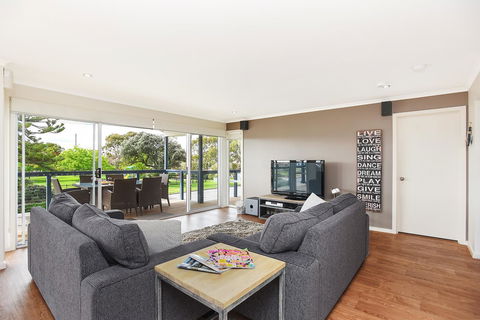'Hope House' - Encounter Bay - Accommodation in Bendigo 6