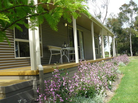 Camawald Coonawarra Cottage B&B - Accommodation in Bendigo 1