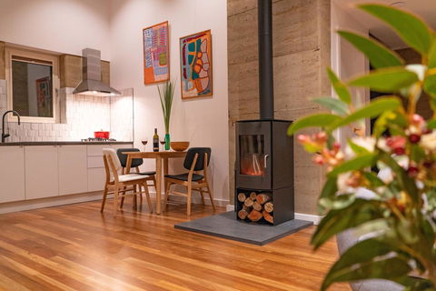 Ecopia Retreat - Accommodation in Bendigo 1