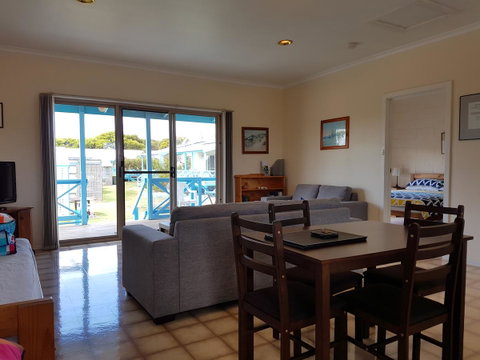 Marion Bay Holiday Villas - Accommodation in Bendigo 15