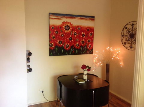 Oats Cottage - Accommodation in Bendigo 4
