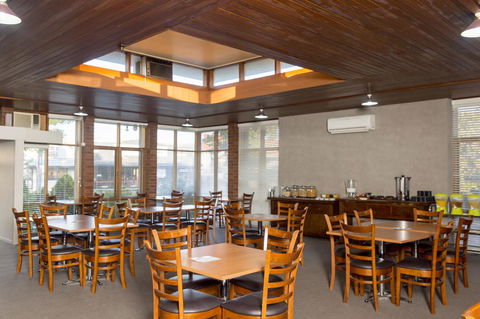 Bathurst Motor Inn - Accommodation in Bendigo 27