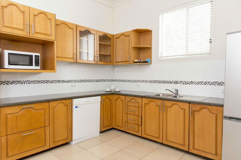 Bathurst Motor Inn - Accommodation in Bendigo 32