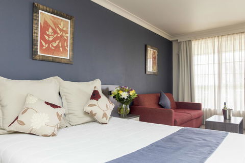 Bathurst Motor Inn - Accommodation in Bendigo 10
