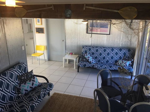 SHAKIN' SHACK - Accommodation in Bendigo 9