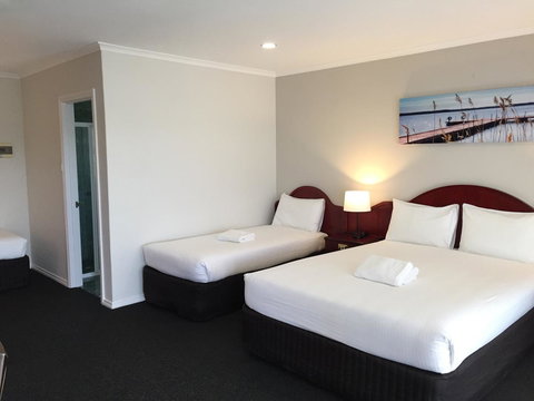 Hilton Beachfront Motel - Accommodation in Bendigo 20