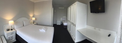 Hilton Beachfront Motel - Accommodation in Bendigo 39