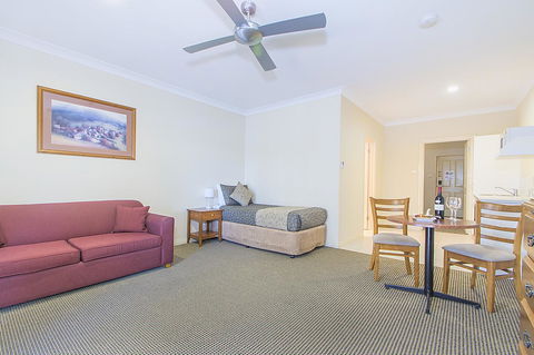 Clare Country Club - Accommodation in Bendigo 10