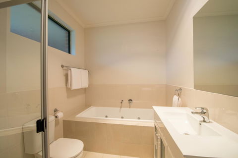 Clare Country Club - Accommodation in Bendigo 16