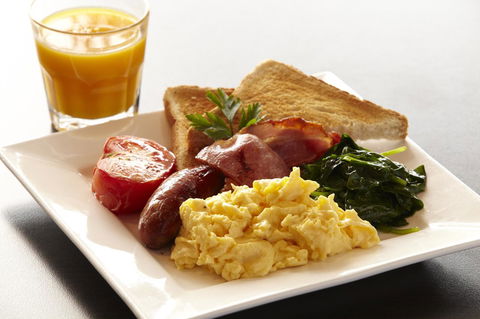 Clare Country Club - Accommodation in Bendigo 1