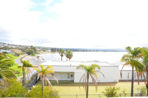 The Bluff Resort Apartments - Accommodation in Bendigo 26