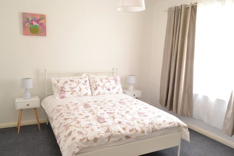 Prospect Holiday House - Accommodation in Bendigo 1