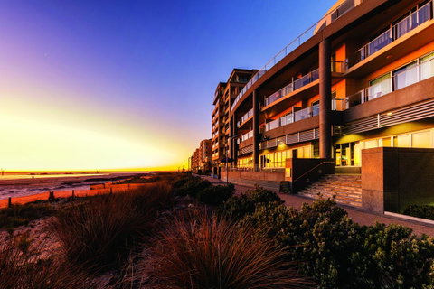 Apartments @ 16 Holdfast - Accommodation in Bendigo 0
