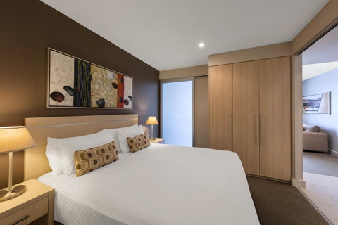 Apartments @ 16 Holdfast - Accommodation in Bendigo 10