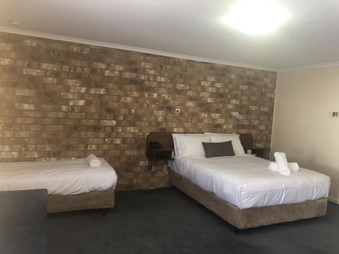 Clare Central - Accommodation in Bendigo 3