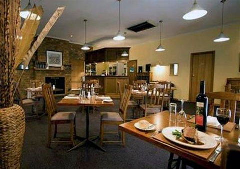 Clare Central - Accommodation in Bendigo 31