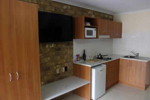 Clare Central - Accommodation in Bendigo 29