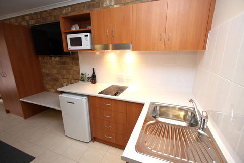 Clare Central - Accommodation in Bendigo 10