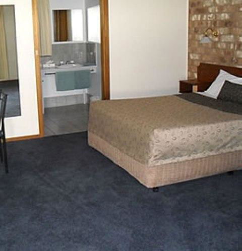 Clare Central - Accommodation in Bendigo 44