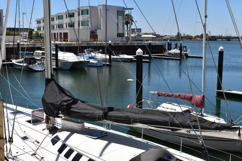 Breakwater Apartment - Accommodation in Bendigo 6