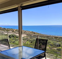 Ochre Point Beach House on Moana Seafront - Accommodation in Bendigo