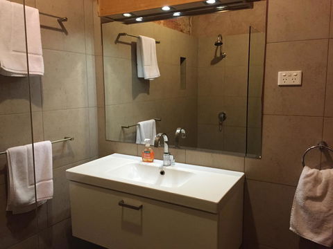 The Lookout Cave Underground Motel - Accommodation in Bendigo 30