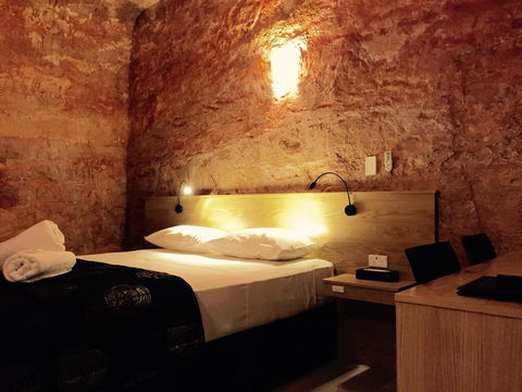 The Lookout Cave Underground Motel - Accommodation in Bendigo 0