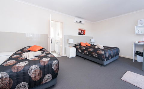Blue Lake Motel - Accommodation in Bendigo 1